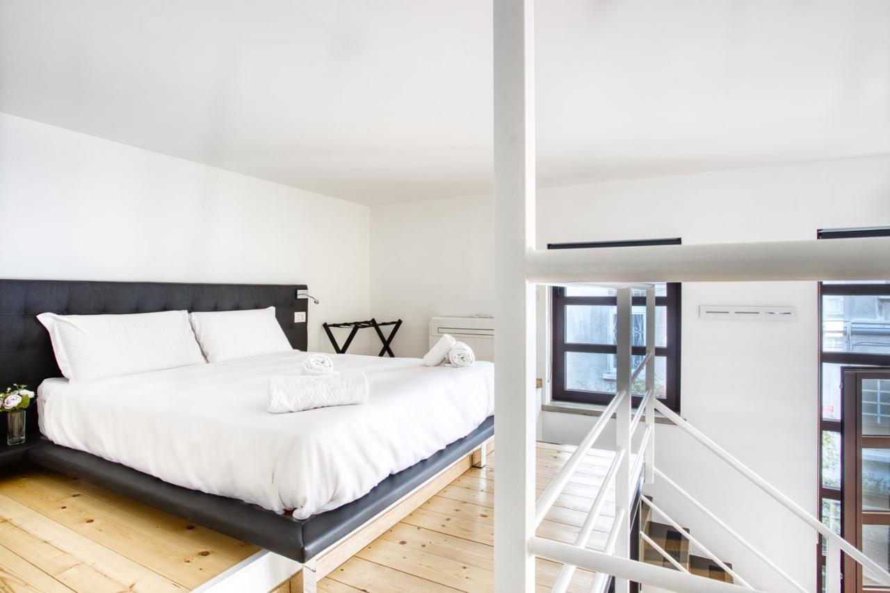 ミラノJoivy Charismatic 1-Bed Flat With Parkingアパートメント エクステリア 写真